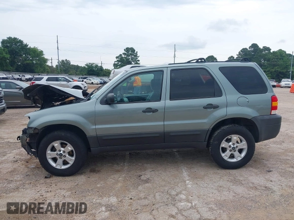 2006 Ford Escape XLT with VIN 1FMYU03146KD35945, listed as a IAAI auction lot 42337712 with 159,833 mi miles and . Bid and sale history available at DreamBid. Image 15.