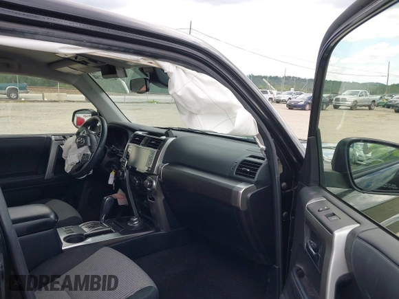 2021 Toyota 4Runner SR5 with VIN JTEMU5JR6M5882070, listed as a IAAI auction lot 42546284 with 79,206 mi miles and . Bid and sale history available at DreamBid. Image 5.