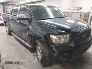 2007 Toyota Tundra LTD with VIN 5TBDV58147S490830, listed as a IAAI auction lot 41823276 with 294,520 mi miles. Bid and sale history available at carsss.com. Image 1.