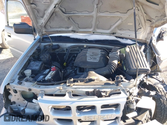 2001 Isuzu Rodeo S with VIN 4S2DM58W414351245, listed as a IAAI auction lot 41339632 with 149,543 mi miles and . Bid and sale history available at DreamBid. Image 10.