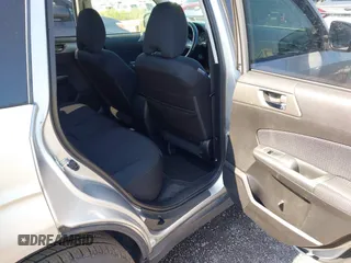 2012 Subaru Forester X Premium z VIN JF2SHADC8CH424853, wystawiony jako IAAI lot #42540390 z przebiegiem 217 063 mil mil oraz . Historia ofert i sprzedaży dostępna na DreamBid. Obrazek 8.