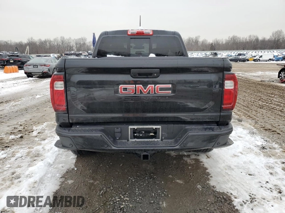 2024 GMC Canyon 4WD Denali with VIN 1GTP6FEK6R1295722, listed as a Copart auction lot 44948475 with 864 mi miles and Salvage Title. Bid and sale history available at carsss.com. Image 6.