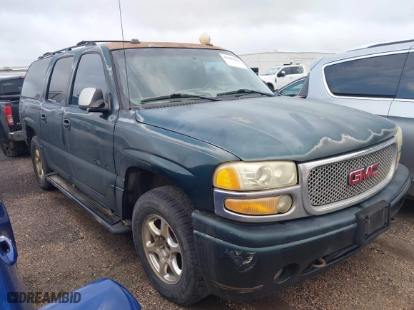 2004 GMC Yukon XL Denali with VIN 1GKFK66UX4J254627, listed as a IAAI auction lot 42000248 with 1 mi miles. Bid and sale history available at carsss.com. Image 1.