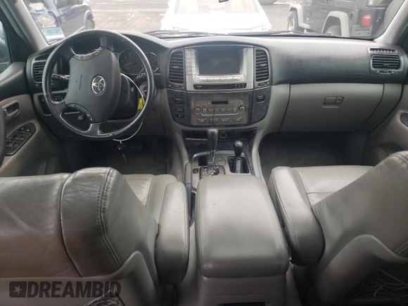 2005 Toyota Land Cruiser z VIN JTEHT05J752069738, wystawiony jako Copart lot #60536425 z przebiegiem Nie podano mil oraz Czysty tytuł • Clean title. Historia ofert i sprzedaży dostępna na DreamBid. Obrazek 8.