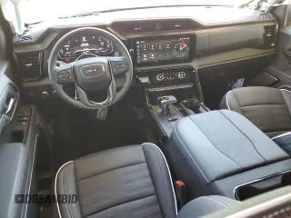 2025 GMC Sierra 1500 with VIN 3GTUUFE86SG134730, listed as a Copart auction lot 46269695 with 2,282 mi miles and Salvage Title. Bid and sale history available at DreamBid. Image 8.
