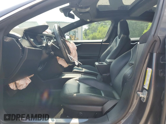 2016 Tesla Model S 90D with VIN 5YJSA1E27GF171605, listed as a Copart auction lot 59608645 with 90,080 mi miles and Salvage title. Bid and sale history available at DreamBid. Image 7.