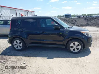 2014 Kia Soul with VIN KNDJN2A24E7709921, listed as a IAAI auction lot 42052622 with 151,378 mi miles. Bid and sale history available at carsss.com. Image 14.