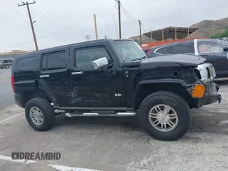 2007 Hummer H3 SUV z VIN 5GTDN13EX78255548, wystawiony jako IAAI lot #42205768 z przebiegiem 150 530 mil mil oraz . Historia ofert i sprzedaży dostępna na DreamBid. Obrazek 13.