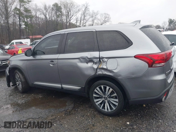 2020 Mitsubishi Outlander ES with VIN JA4AD2A35LZ007680, listed as a IAAI auction lot 41753352 with 134,283 mi miles. Bid and sale history available at carsss.com. Image 14.