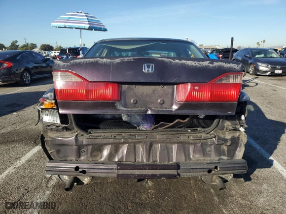 1999 Honda Accord Sdn LX with VIN 1HGCG1641XA012320, listed as a Copart auction lot 42543715 with 187,314 mi miles and Salvage Title. Bid and sale history available at carsss.com. Image 6.