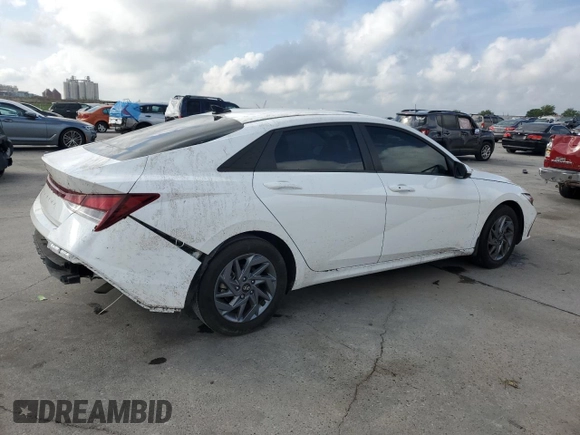 2024 Hyundai Elantra SEL with VIN KMHLM4DG5RU758577, listed as a Copart auction lot 54337735 with 23,082 mi miles and Salvage title. Bid and sale history available at DreamBid. Image 3.