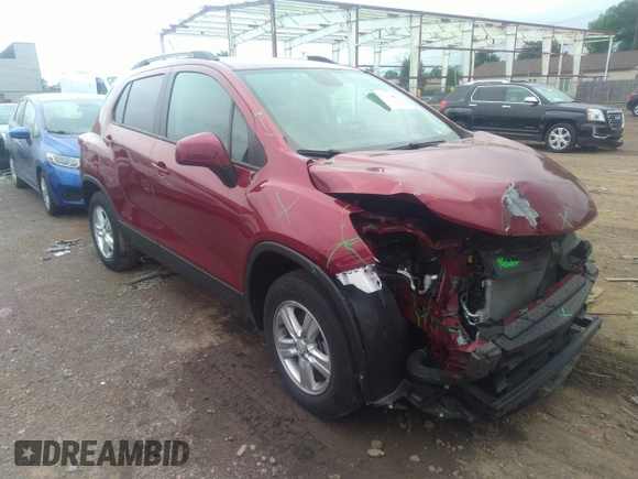 2021 Chevrolet Trax LT with VIN KL7CJPSM4MB367798, listed as a IAAI auction lot 37214815 with 17,642 mi miles. Bid and sale history available at carsss.com. Image 1.