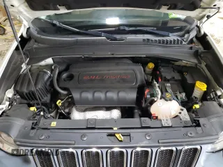 2015 Jeep Renegade Latitude with VIN ZACCJBBT5FPB24782, listed as a Copart auction lot 51709555 with 103,387 mi miles and Clean Title. Bid and sale history available at DreamBid. Image 11.