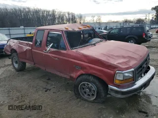 1996 Ford F-250 with VIN 1FTHX26F4TEB46656, listed as a Copart auction lot 87945225 with 0 mi miles and Salvage Title. Bid and sale history available at carsss.com. Image 4.