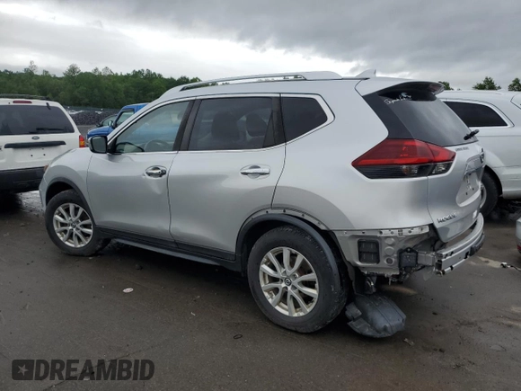 2020 Nissan Rogue SV z VIN KNMAT2MV6LP508093, wystawiony jako Copart lot #57866785 z przebiegiem 101 896 mil mil oraz Szkoda całkowita • Salvage title. Historia ofert i sprzedaży dostępna na DreamBid. Obrazek 2.