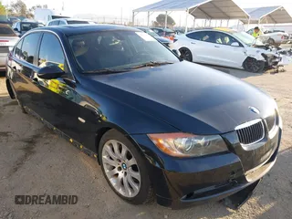 2006 BMW 3 Series 330i with VIN WBAVB33536KS34412, listed as a IAAI auction lot 41872877 with 196,697 mi miles. Bid and sale history available at carsss.com. Image 1.
