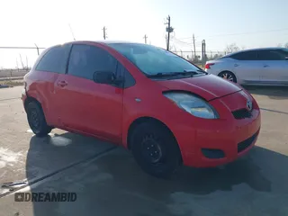 2011 Toyota Yaris with VIN JTDJT4K37B5340309, listed as a IAAI auction lot 41488964 with 224,454 mi miles. Bid and sale history available at carsss.com. Image 1.