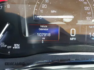 2019 Cadillac XT5 Premium Luxury AWD z VIN 1GYKNFRS1KZ250468, wystawiony jako IAAI lot #41764152 z przebiegiem 107 918 mil mil oraz . Historia ofert i sprzedaży dostępna na DreamBid. Obrazek 15.