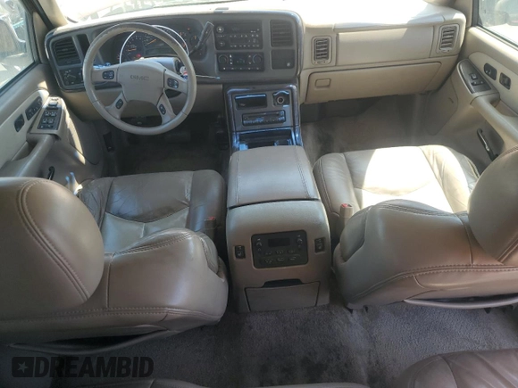 2003 GMC Yukon Denali z VIN 1GKEK63U93J307591, wystawiony jako Copart lot #55341075 z przebiegiem 201 493 mil mil oraz Szkoda całkowita • Salvage title. Historia ofert i sprzedaży dostępna na DreamBid. Obrazek 8.