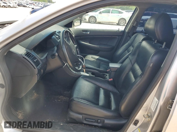 2006 Honda Accord EX-L z VIN 1HGCM56866A159217, wystawiony jako Copart lot #54994945 z przebiegiem 127 522 mil mil oraz Szkoda całkowita • Salvage title. Historia ofert i sprzedaży dostępna na DreamBid. Obrazek 7.