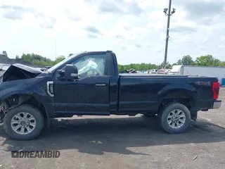 2020 Ford F-250 XL z VIN 1FTBF2B6XLEC36246, wystawiony jako IAAI lot #42405683 z przebiegiem 68 879 mil mil oraz . Historia ofert i sprzedaży dostępna na DreamBid. Obrazek 14.