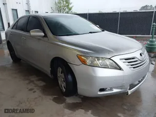 2008 Toyota Camry LE with VIN 4T1BE46K28U215566, listed as a IAAI auction lot 41981020 with 194,526 mi miles. Bid and sale history available at carsss.com. Image 1.