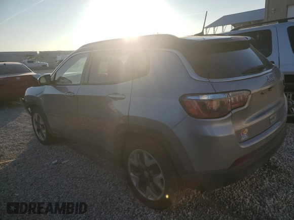 2020 Jeep Compass Limited with VIN 3C4NJCCBXLT165868, listed as a Copart auction lot 84525004 with 113,274 mi miles and Salvage title. Bid and sale history available at DreamBid. Image 2.