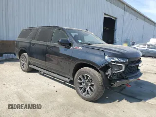 2024 Chevrolet Suburban Z71 z VIN 1GNSKDKD1RR116799, wystawiony jako Copart lot #53435185 z przebiegiem 23 697 mil mil oraz Szkoda całkowita • Salvage title. Historia ofert i sprzedaży dostępna na DreamBid. Obrazek 4.