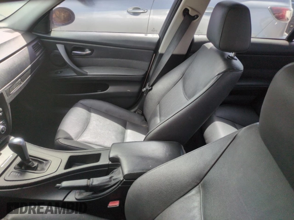 2007 BMW 3 Series 328xi with VIN WBAVC73507KP34341, listed as a Copart auction lot 52455725 with Not provided miles and Salvage title. Bid and sale history available at DreamBid. Image 7.