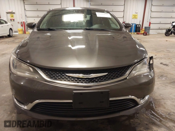 2015 Chrysler 200 Limited with VIN 1C3CCCAB0FN607876, listed as a IAAI auction lot 41882675 with 136,146 mi miles. Bid and sale history available at carsss.com. Image 12.