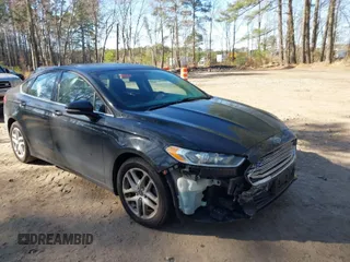 2015 Ford Fusion SE with VIN 3FA6P0H72FR299870, listed as a IAAI auction lot 41835666 with 84,450 mi miles. Bid and sale history available at carsss.com. Image 1.