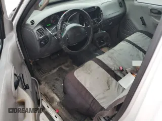 2000 Ford F-150 XL с VIN 1FTZX1725YNB58607, выставлен на аукционе Copart как лот 48706575 с пробегом 286 898 миль миль и Списание • Salvage title. История ставок и продаж доступна на DreamBid. Изображение 8.