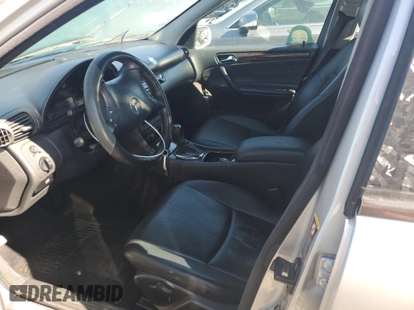 2002 Mercedes-Benz C 230/260/280/320 with VIN WDBRF61J62F291411, listed as a Copart auction lot 49025615 with Not Provided miles and Salvage Title. Bid and sale history available at DreamBid. Image 7.