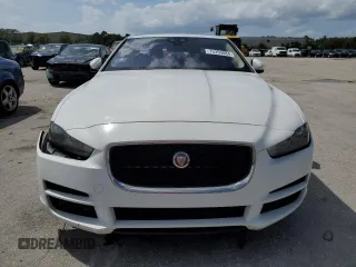 2018 Jaguar XE 25t Premium with VIN SAJAD4FX3JCP22438, listed as a Copart auction lot 73359084 with 95,808 mi miles and Clean Title. Bid and sale history available at carsss.com. Image 5.