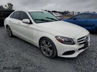 2015 Mercedes-Benz C-Class C 300 with VIN 55SWF4JB7FU086125, listed as a Copart auction lot 52266435 with 140,272 mi miles and Clean Title. Bid and sale history available at carsss.com. Image 4.