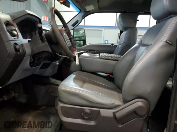 2013 Ford F-250 XL with VIN 1FT7X2B66DEB32163, listed as a Copart auction lot 54252275 with 182,273 mi miles and Clean Title. Bid and sale history available at DreamBid. Image 7.