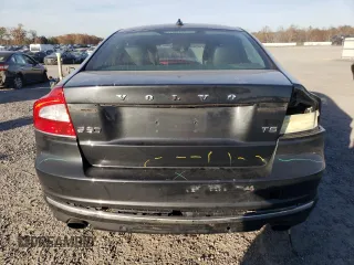 2015 Volvo S80 T5 Drive-E Platinum z VIN YV140MAM8F1186278, wystawiony jako Copart lot #78441364 z przebiegiem 73 299 mil mil oraz Szkoda całkowita • Salvage title. Historia ofert i sprzedaży dostępna na DreamBid. Obrazek 6.
