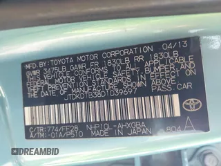 2013 Toyota Prius One z VIN JTDKDTB38D1039697, wystawiony jako IAAI lot #42378154 z przebiegiem 177 044 mil mil oraz . Historia ofert i sprzedaży dostępna na DreamBid. Obrazek 9.