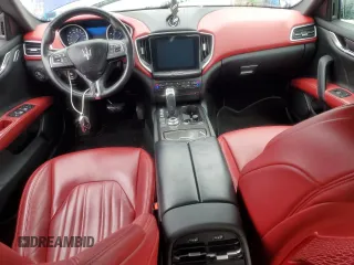 2019 Maserati Ghibli S Q4 z VIN ZAM57YTA2K1328288, wystawiony jako Copart lot #52116095 z przebiegiem 82 403 mil mil oraz Czysty tytuł • Clean title. Historia ofert i sprzedaży dostępna na DreamBid. Obrazek 8.