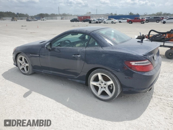 2015 Mercedes-Benz SLK 250 с VIN WDDPK4HAXFF098009, выставлен на аукционе Copart как лот 47493835 с пробегом 27 236 миль миль и Списание • Salvage title. История ставок и продаж доступна на DreamBid. Изображение 2.