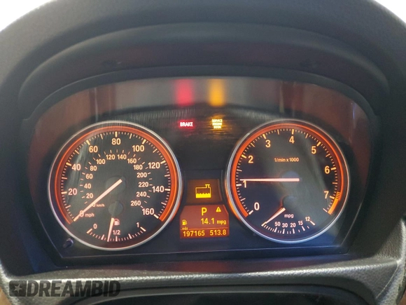 2010 BMW 3 Series 328i xDrive с VIN WBAPK5C53AA646963, выставлен на аукционе Copart как лот 57481095 с пробегом 197 165 миль миль и Списание • Salvage title. История ставок и продаж доступна на DreamBid. Изображение 9.