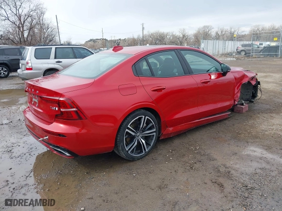 2020 Volvo S60 R-Design with VIN 7JRA22TM8LG039831, listed as a IAAI auction lot 41665063 with 28,632 mi miles. Bid and sale history available at carsss.com. Image 4.