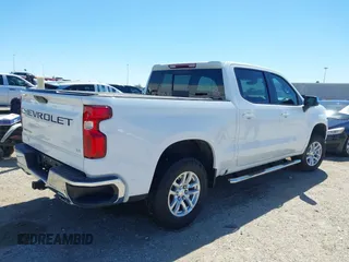 2021 Chevrolet Silverado 1500 LT with VIN 3GCUYDED9MG439695, listed as a IAAI auction lot 41832866 with 43,740 mi miles and . Bid and sale history available at DreamBid. Image 4.