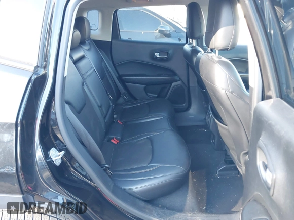 2017 Jeep Compass Latitude with VIN 3C4NJDBB8HT679989, listed as a IAAI auction lot 41499263 with 73,369 mi miles. Bid and sale history available at carsss.com. Image 8.
