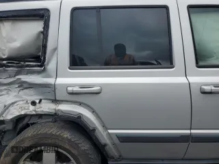 2009 Jeep Commander Sport z VIN 1J8HG48K29C531877, wystawiony jako Copart lot #58708825 z przebiegiem 198 585 mil mil oraz Szkoda całkowita • Salvage title. Historia ofert i sprzedaży dostępna na DreamBid. Obrazek 11.