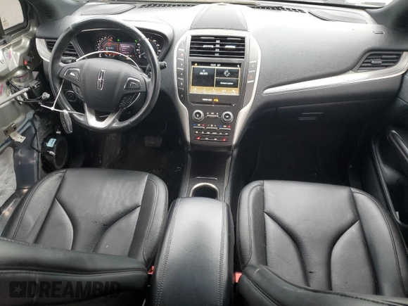 2017 Lincoln MKC Premiere with VIN 5LMCJ1D90HUL14897, listed as a Copart auction lot 88659105 with 45,837 mi miles and Salvage Title. Bid and sale history available at DreamBid. Image 8.