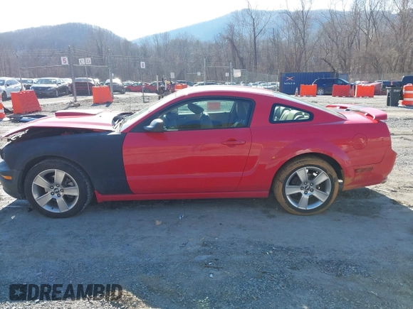 2007 Ford Mustang GT Deluxe with VIN 1ZVFT82H175367454, listed as a IAAI auction lot 41585612 with 210,182 mi miles. Bid and sale history available at carsss.com. Image 14.