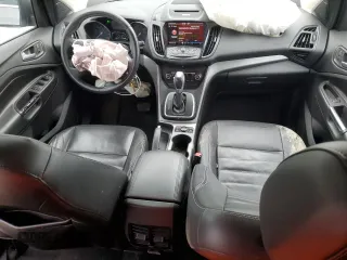2013 Ford Escape SE с VIN 1FMCU9GX4DUA96010, выставлен на аукционе Copart как лот 57591945 с пробегом 162 760 миль миль и Списание • Salvage title. История ставок и продаж доступна на DreamBid. Изображение 8.