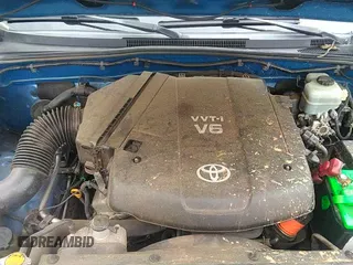 2010 Toyota Tacoma with VIN 5TEUU4EN5AZ702785, listed as a IAAI auction lot 42122549 with 230,508 mi miles and . Bid and sale history available at DreamBid. Image 18.