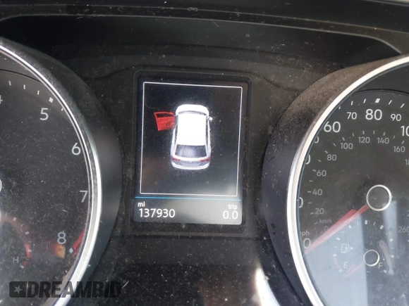 2018 Volkswagen Tiguan SEL with VIN 3VV3B7AX6JM001231, listed as a IAAI auction lot 41781659 with 137,930 mi miles and . Bid and sale history available at DreamBid. Image 7.